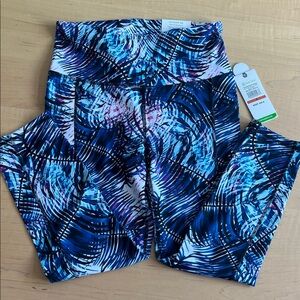 🆕 GAIAM High Rise Pocket Capri Leggings